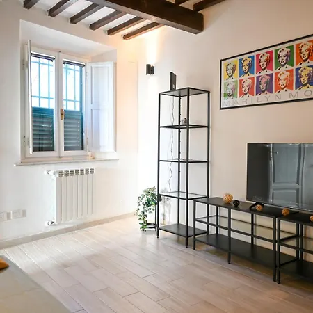 - San Marco Gate Holidays *